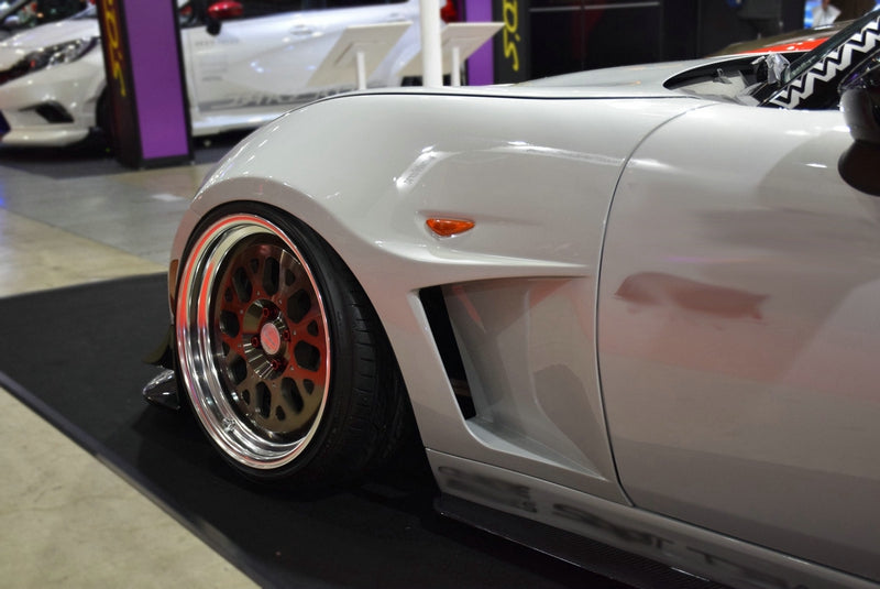 Garage Vary-Style Front Fender – Fits Mazda Miata MX-5 ND | Carbon Fiber Fiberglass - JDM Tamashii