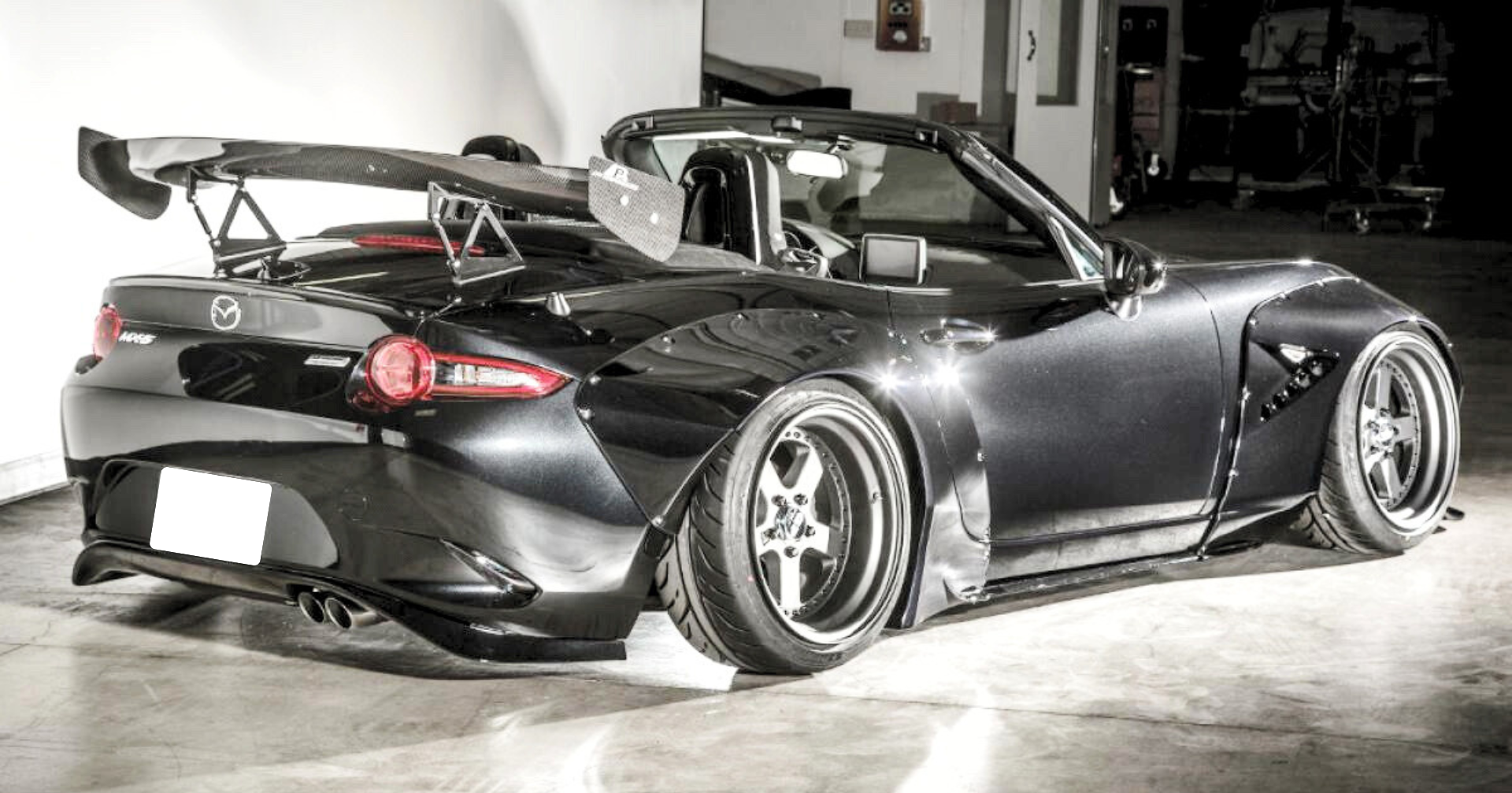 Rocket Bunny-Style Widebody Fender Kit – Fits Mazda Miata MX-5 ND | Carbon Fiber Fiberglass - JDM Tamashii